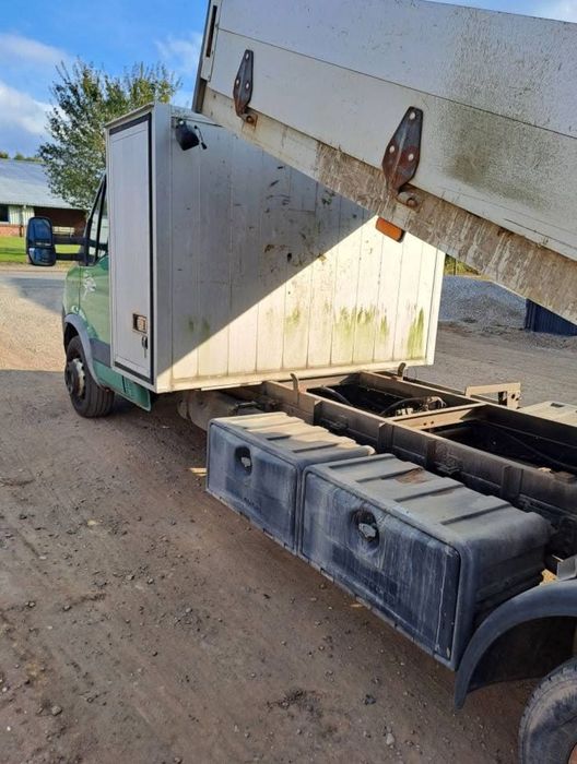Vând Iveco 65c18 basculabil