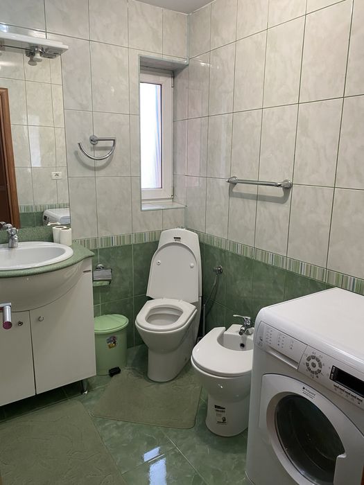 De inchiriat- Apartament 3 camere Ramnicu Valcea