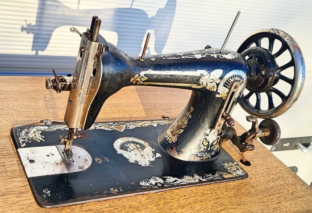 Крачна шевна машина Балкан