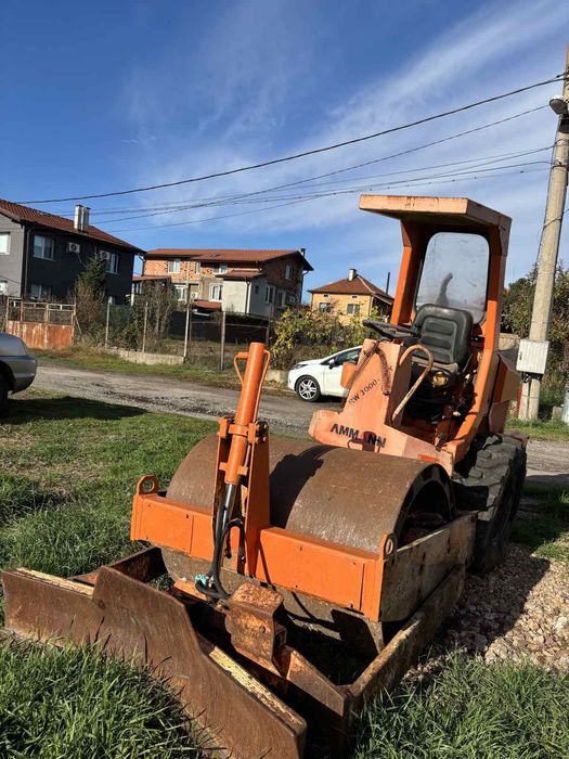 Валяк за земно трамбоване със дъска за гладене