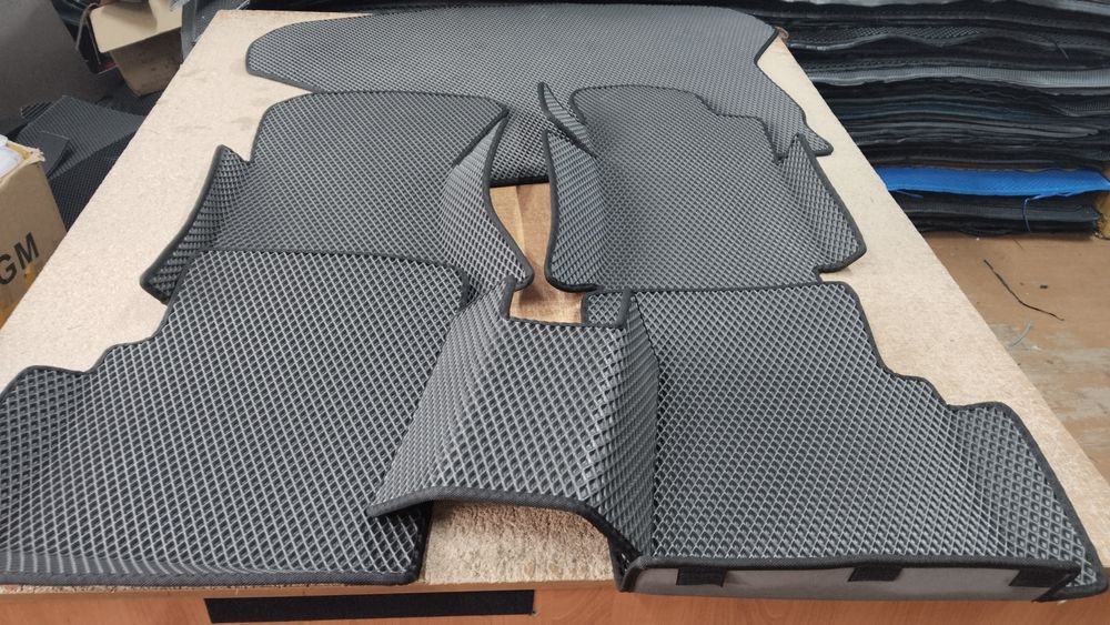 Ева коврик для автолюбителя