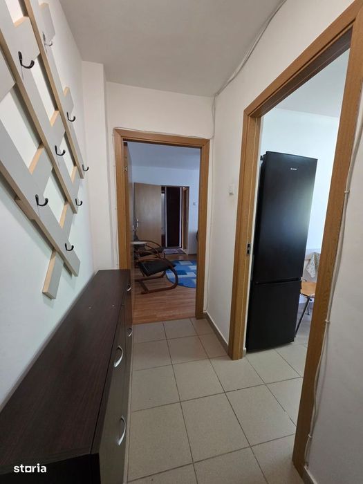 2 camere, etaj intermediar, ultracentrală, zona Hotel Roman, mobilat