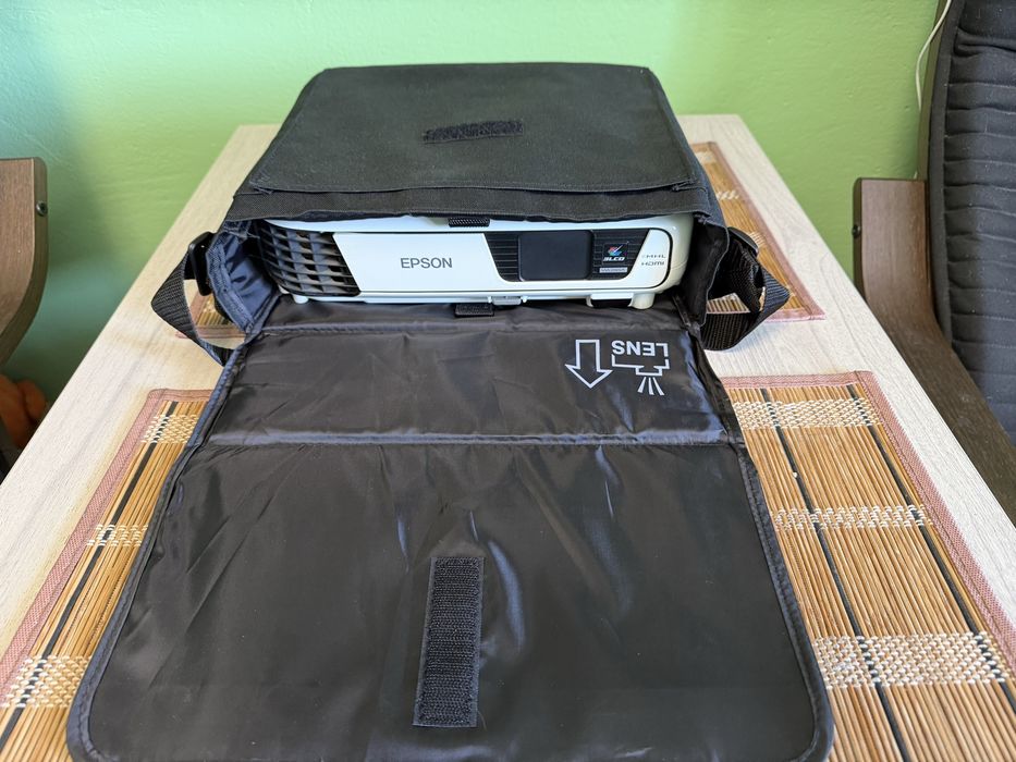Videoproiector  Epson