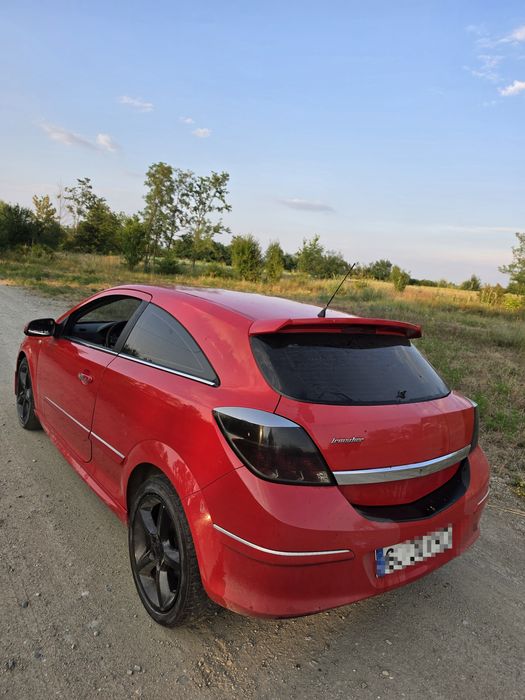 Vând Opel Astra GTC