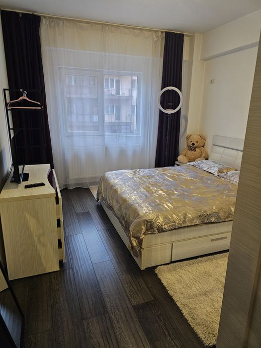 Inchiriez ap 2 camere