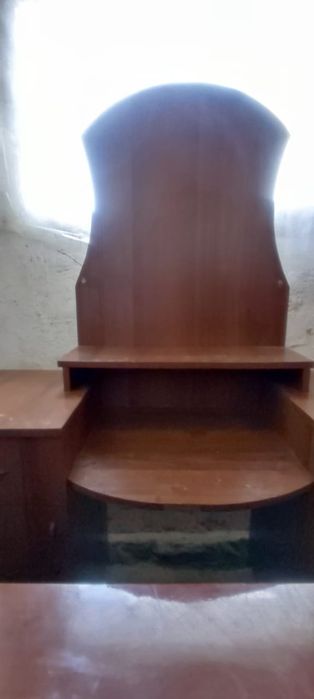 Продам комод в хорошем состояний