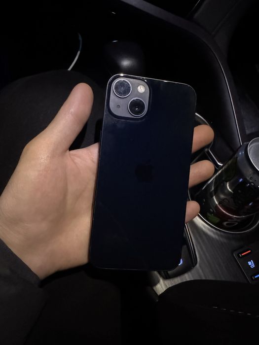Продам iphone 13 128