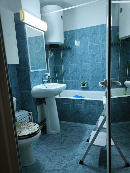 Vanzare ap. 2 camere, etaj 3, spatios, mobilat si utilat, Crihala Nord