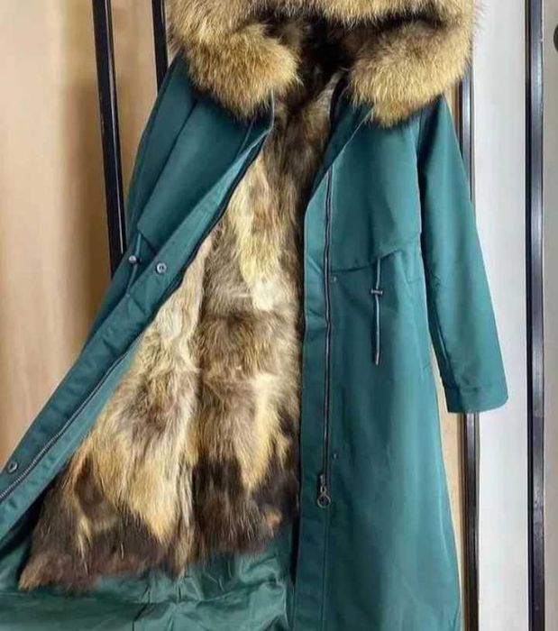 Женская парка 50р