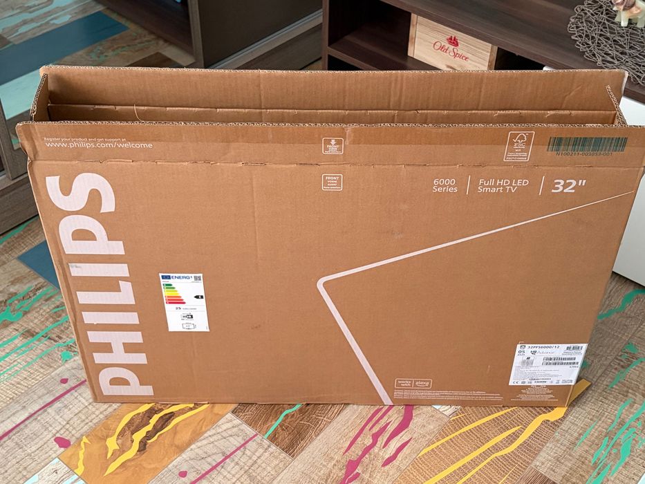 Продавам Смарт Телевизор Philips 32 инча ( 80 см ) с оставаща 1 година гаранция !