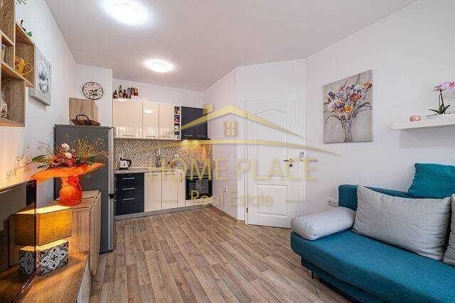 Дава се под наем Двустаен апартамент в Варна, Бриз - 50 кв.м за 612 € - Снимка #2