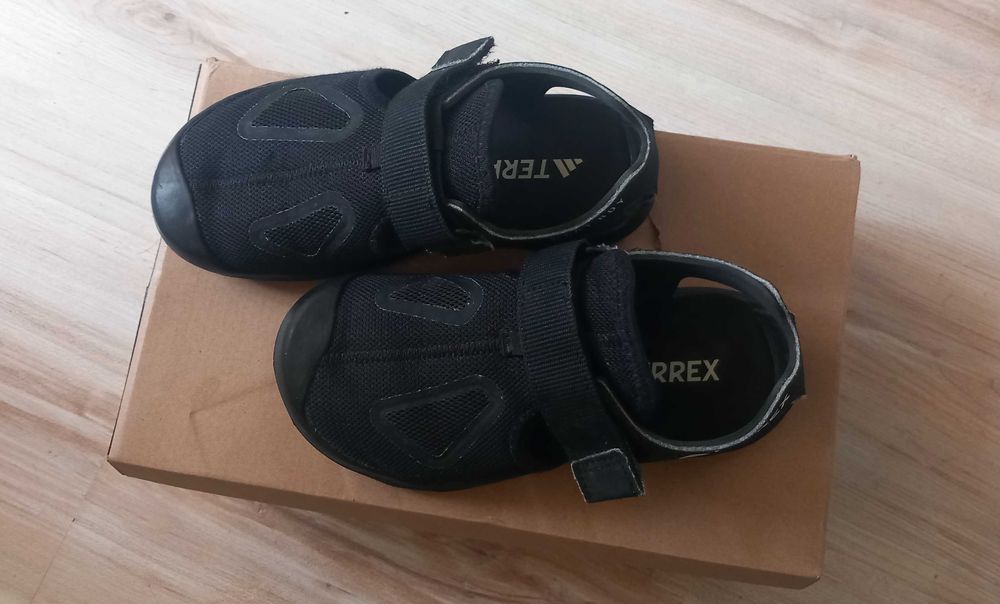 Детски сандали Adidas Terrex