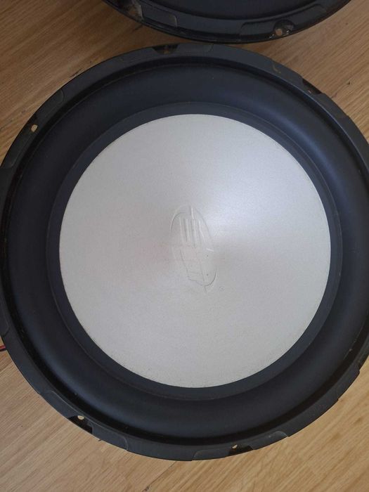vand Subwooferul Boschmann SYLB-12