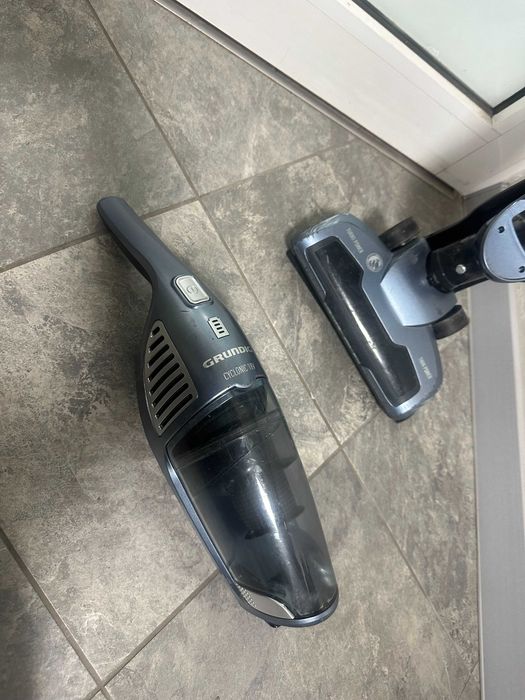 Вертикална прахосмукачка Grundig