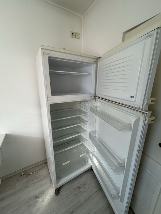 De vanzare Frigider BEKO