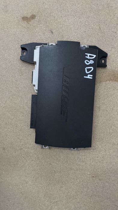 Усилвател Audi A8 D4 Bose