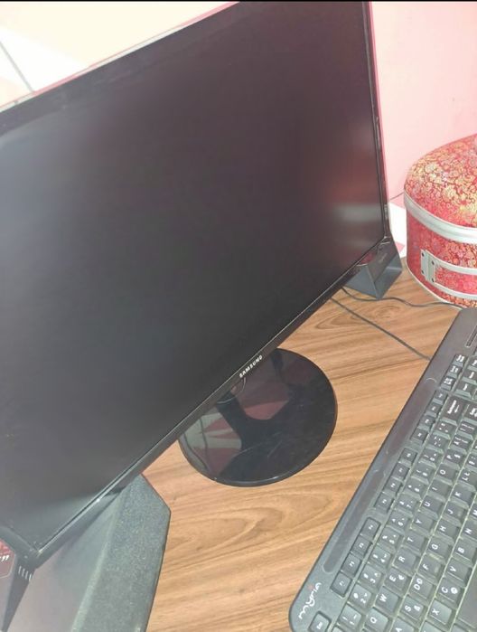 Monitor Samsung.