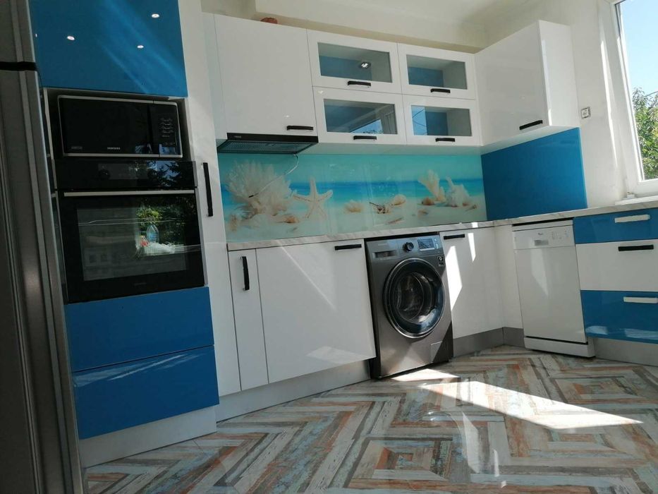 Мебели по поръчка + безплатен оглед