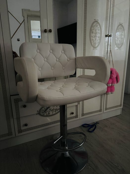 Scaun rotativ bar