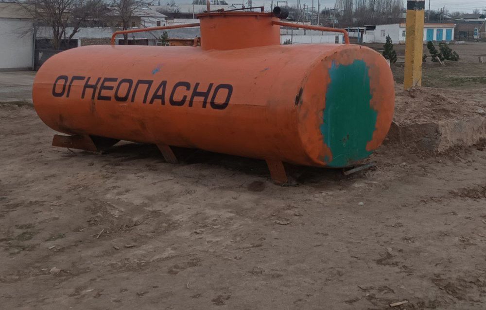 Цистерна ёмкость бочка бензавоз вадавоз