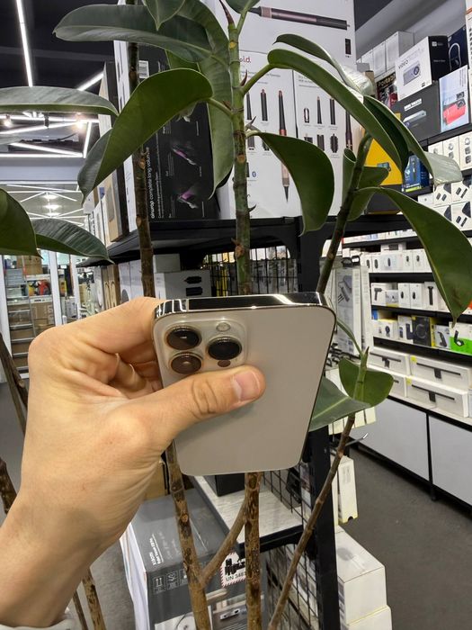 IPhone 13 Pro Max   / 128 Gb Gold