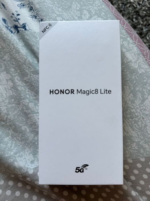 Honor Magic8 lite