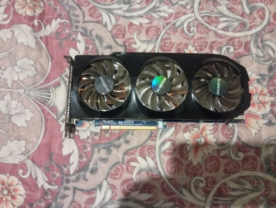 видеокарта HD 7970