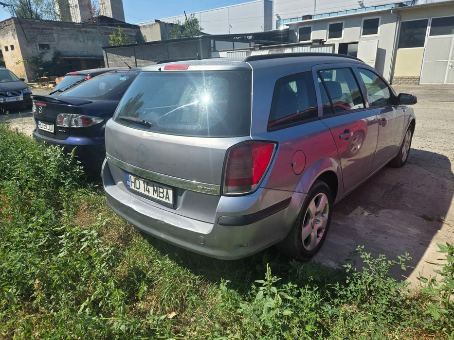 Vând Opel Astra H