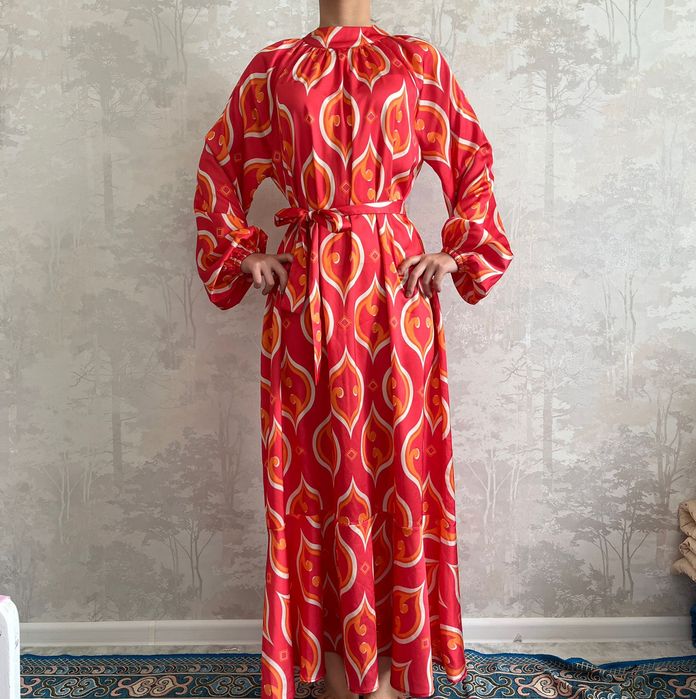 көйлек сатылады,бешпент,орамал т.б