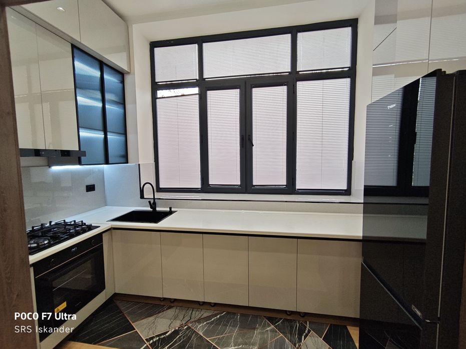 2в3 Шота Руставели ор-р кафе Bon, Ipoteka Bank