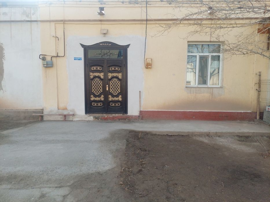 Хива Шахар Гоук кул 3 элотда 240 кв Яшашга таййор Ховли жой сотилади