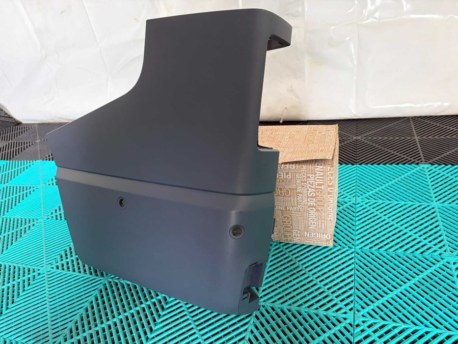 Flaps stanga bara spate Renault Trafic 3 Vivaro nou original Renault