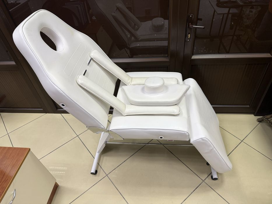 Медицинская кушетка Б/У, Срочно