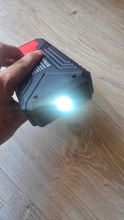 Джъмп Стартер (portable Jump Starter) Зарядно за акомулатор