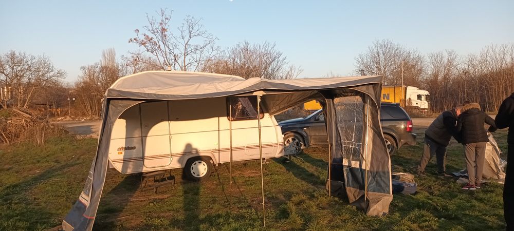 Продавам двоен форселт