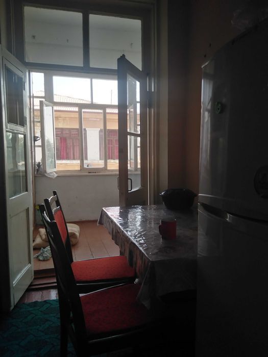 Гор Парк! Центрда! 2 хон, кв, сотилади!