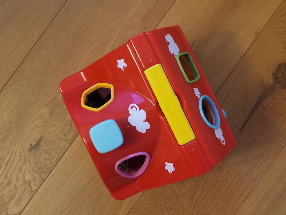 Jucarie bebelusi Minibo - Casuta cu activitati