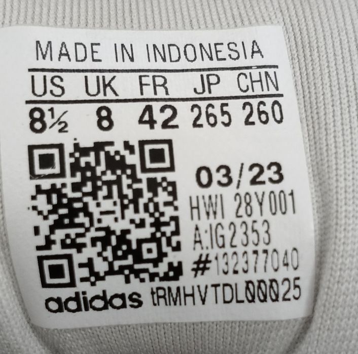 Adidași Adidas Avryn