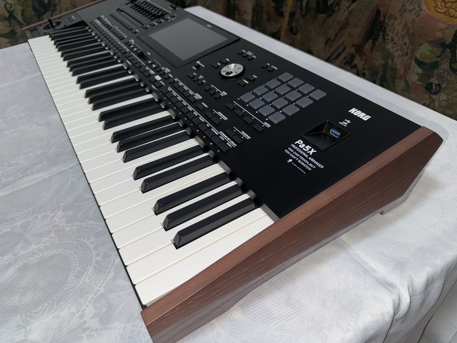 Vand KORG pa5x 61 keys (Nu schimb)