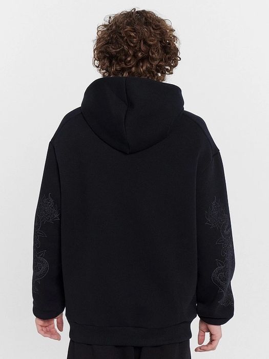 продам худи черное