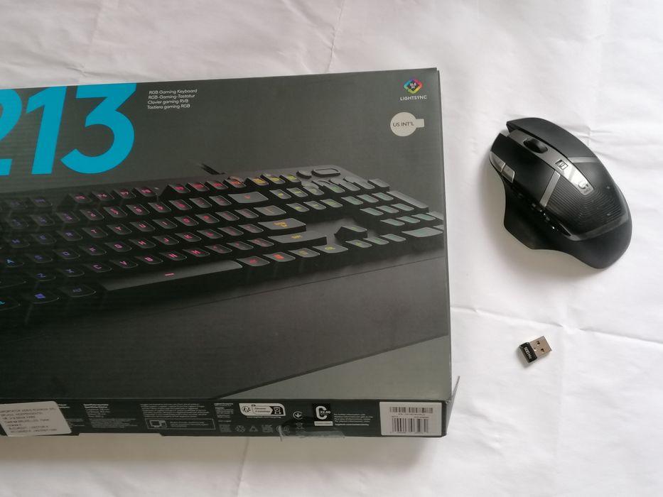 Tastatura G213 si un mouse Logitech G602  gaming