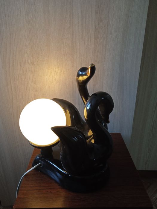 "Лебеди " светильник