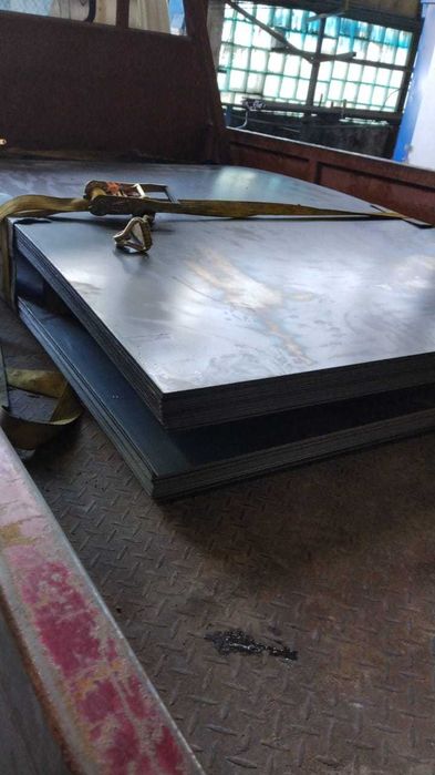 Лист стальной. Стальной лист Горячекатаный со склада.