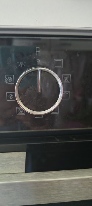 Фурна за вграждане "Grundig".
