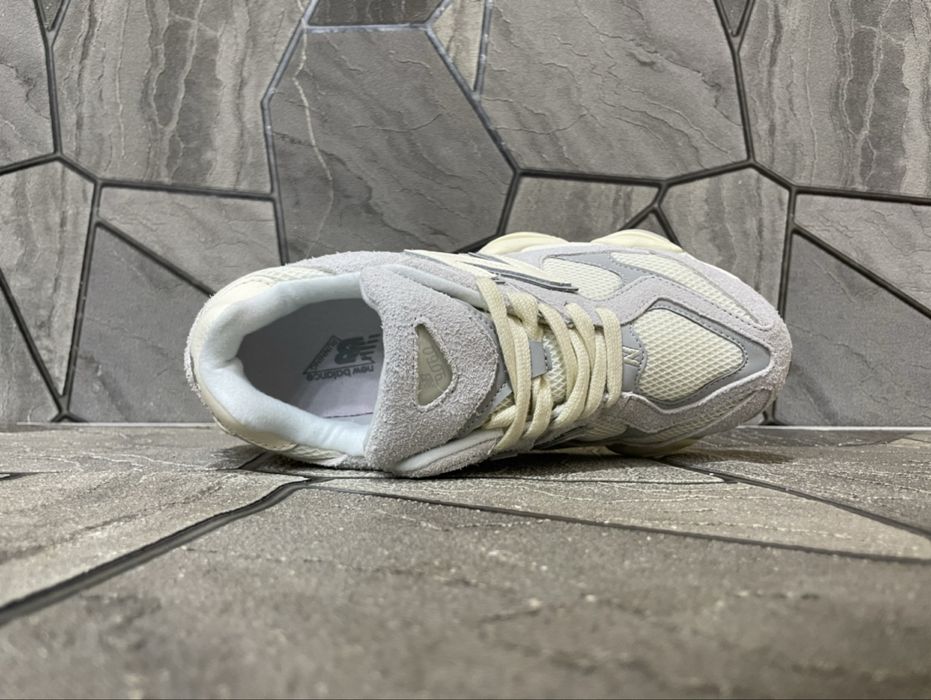 New Balance 9060 - Quartz Grey
