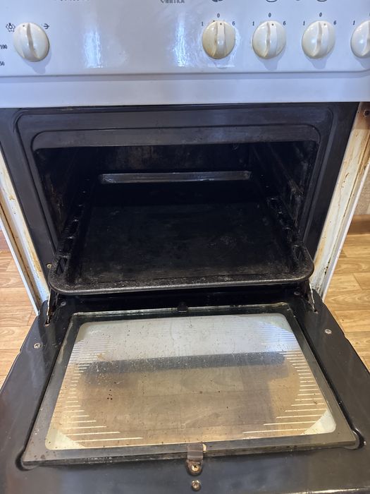 Плита с духовкой