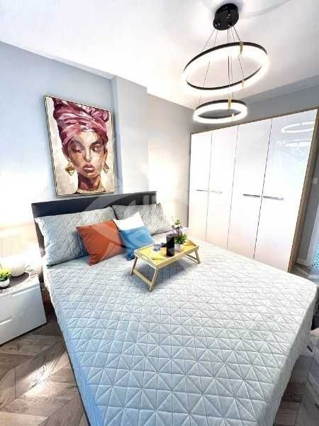 Продава се Тристаен апартамент в Пловдив, Христо Смирненски - 97 кв.м за 2269 €/кв.м - Снимка #2