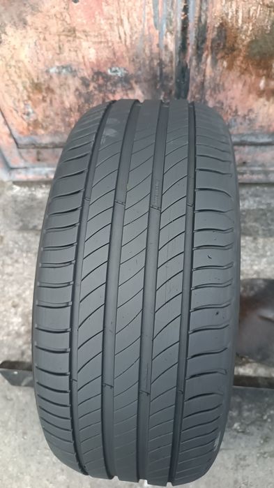 225/50/17 Michelin