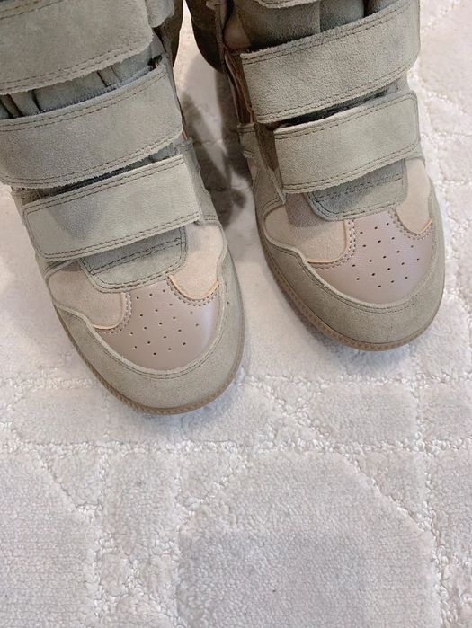 Isabel Marant Pe precomandă mărimi :35-40-