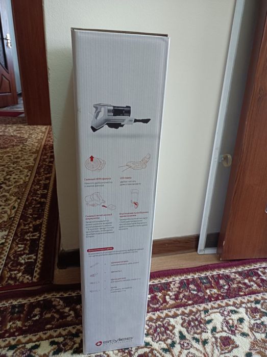 Продаются без проводной пылесос работает от аккумулятора. состояние от